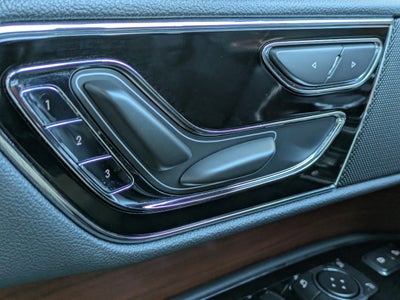 2022 Lincoln Navigator Standard