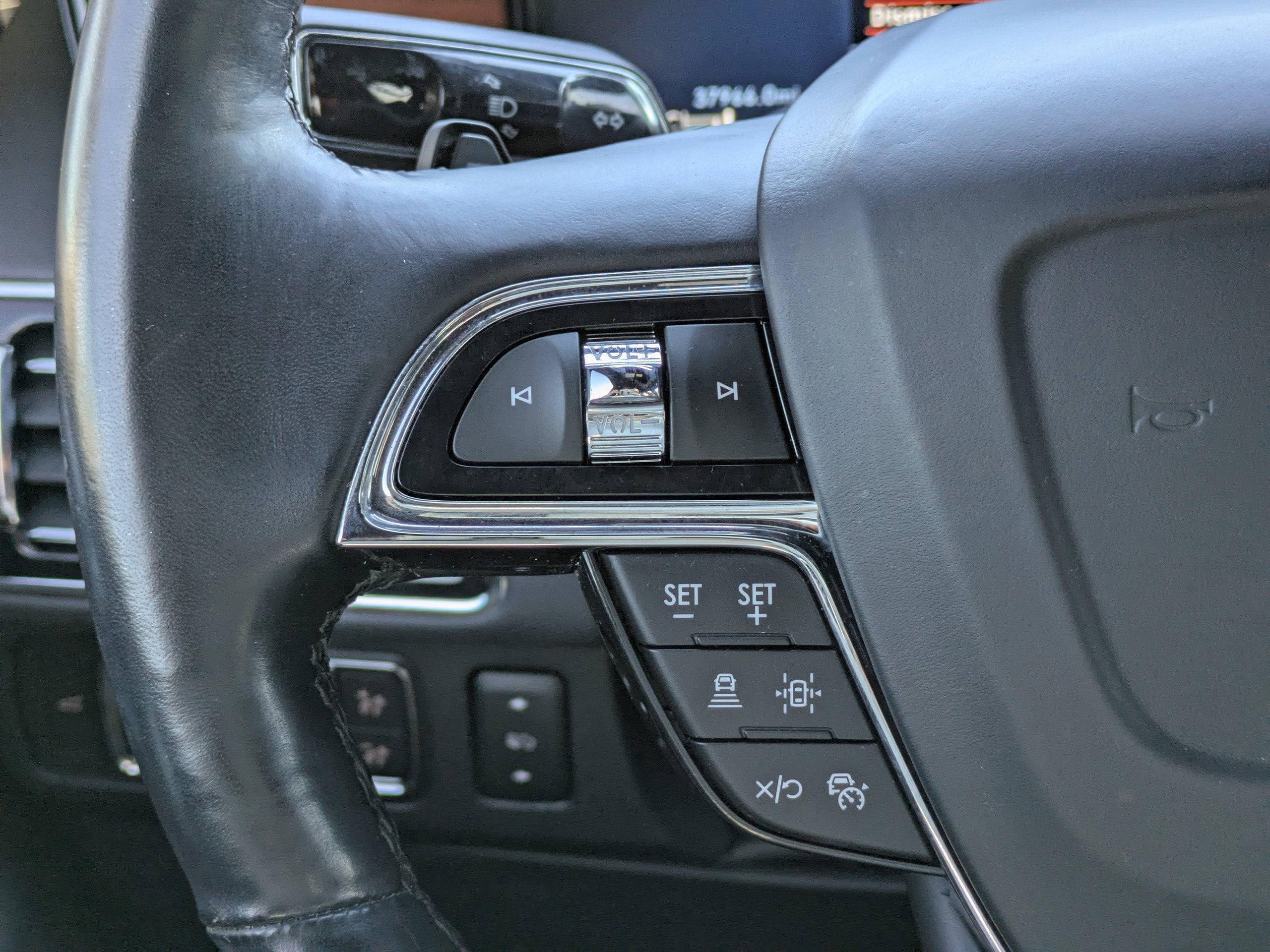 2022 Lincoln Navigator Standard