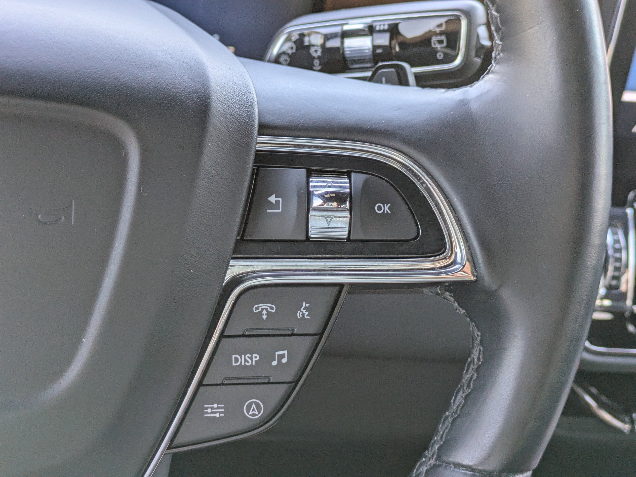 2022 Lincoln Navigator Standard