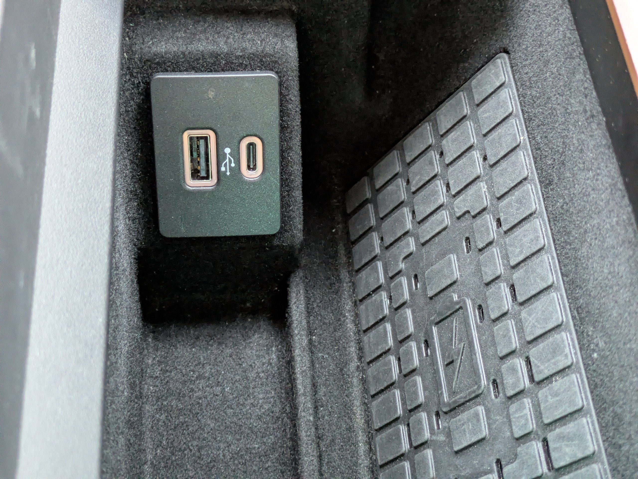 2022 Lincoln Navigator Standard