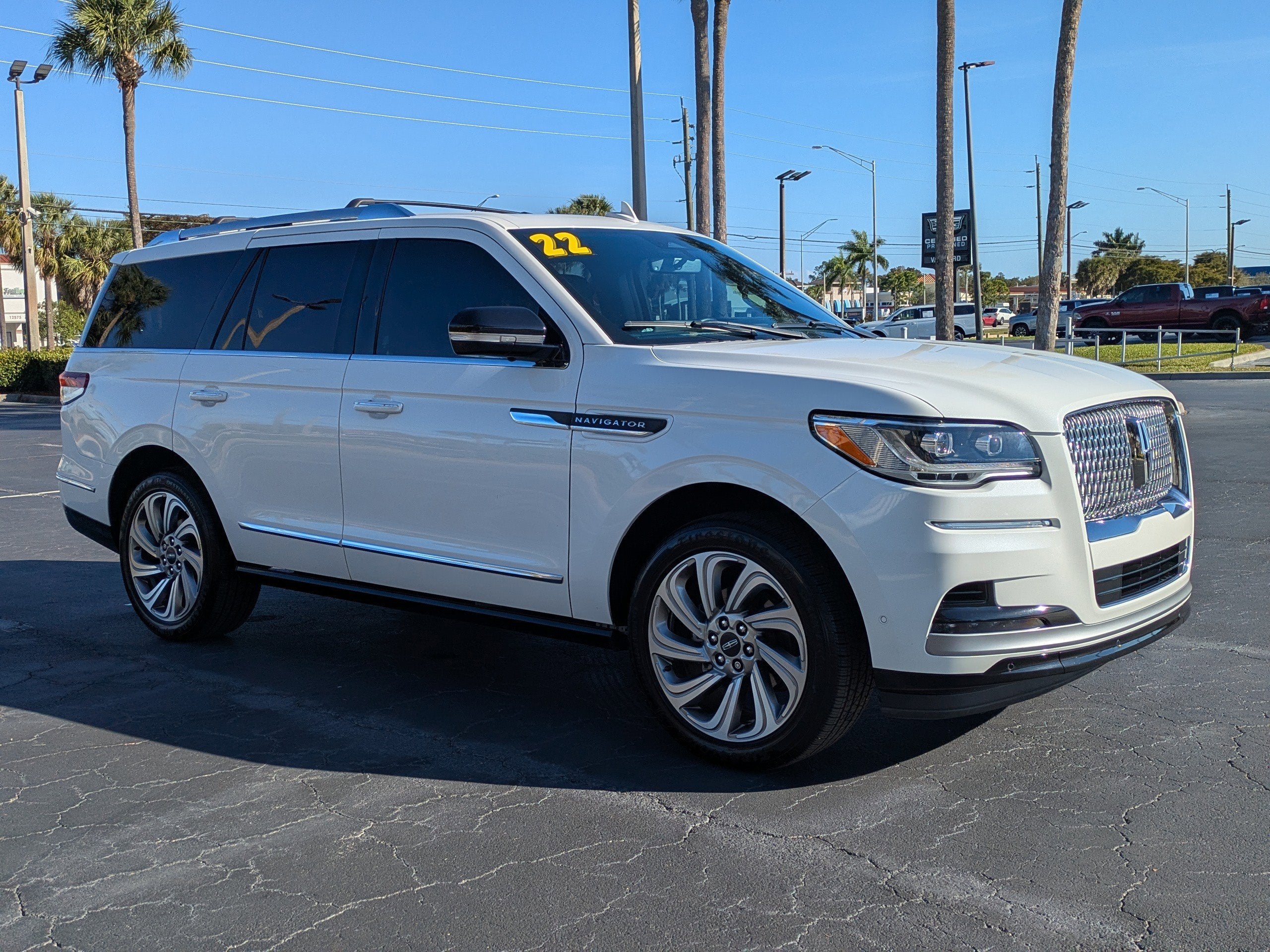 2022 Lincoln Navigator Standard