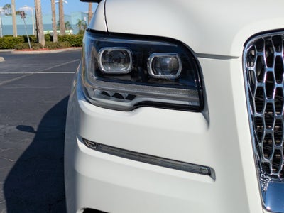 2022 Lincoln Navigator Standard
