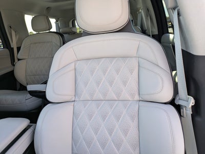 2025 Lincoln Navigator L Black Label