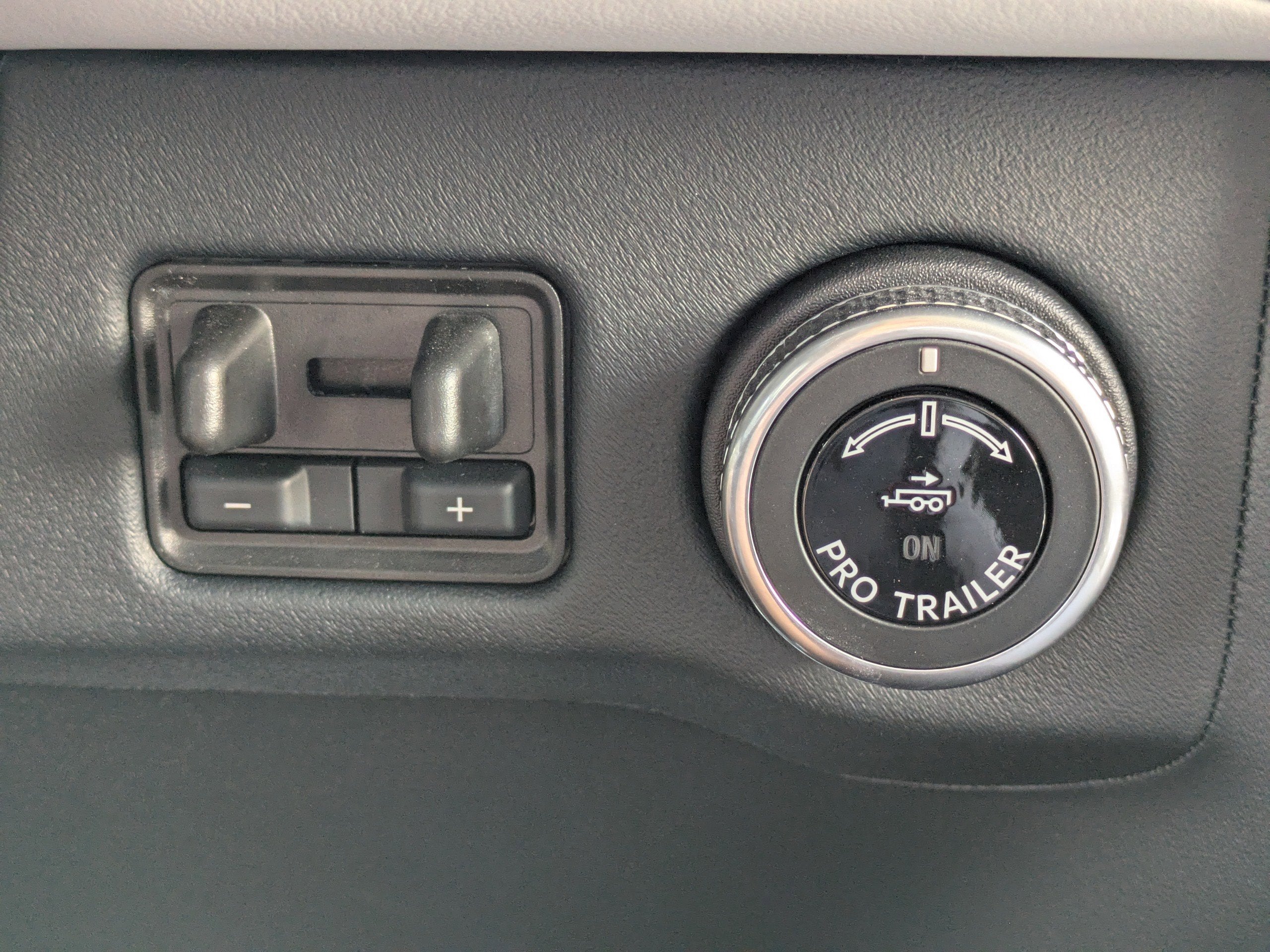 2025 Lincoln Navigator L Black Label