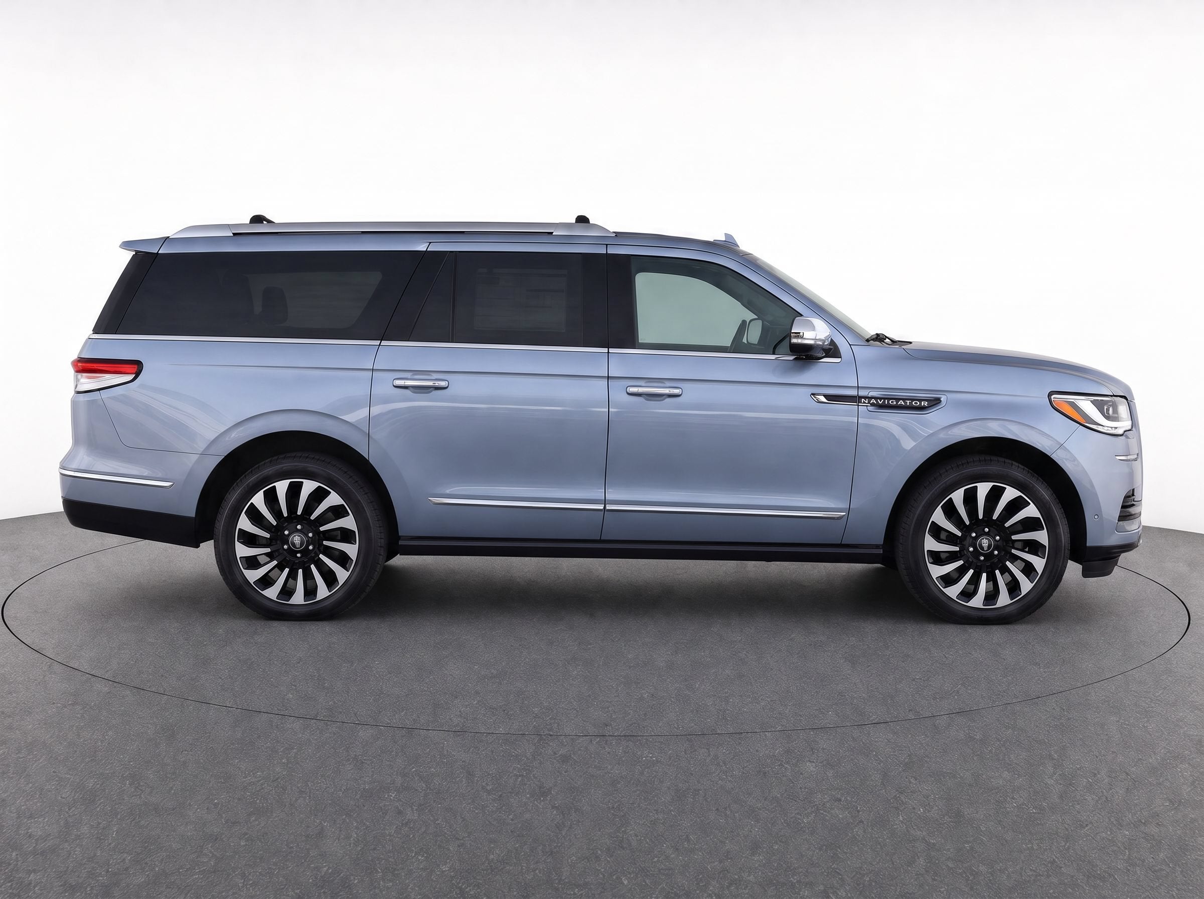 2022 Lincoln Navigator L Black Label