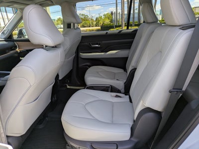 2025 Toyota Grand Highlander Limited
