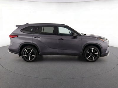 2022 Toyota Highlander XSE