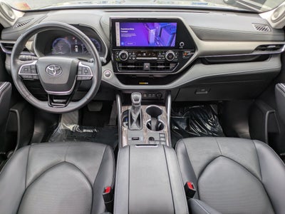 2024 Toyota Highlander Hybrid Limited