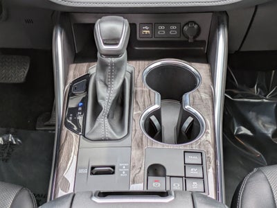 2024 Toyota Highlander Hybrid Limited