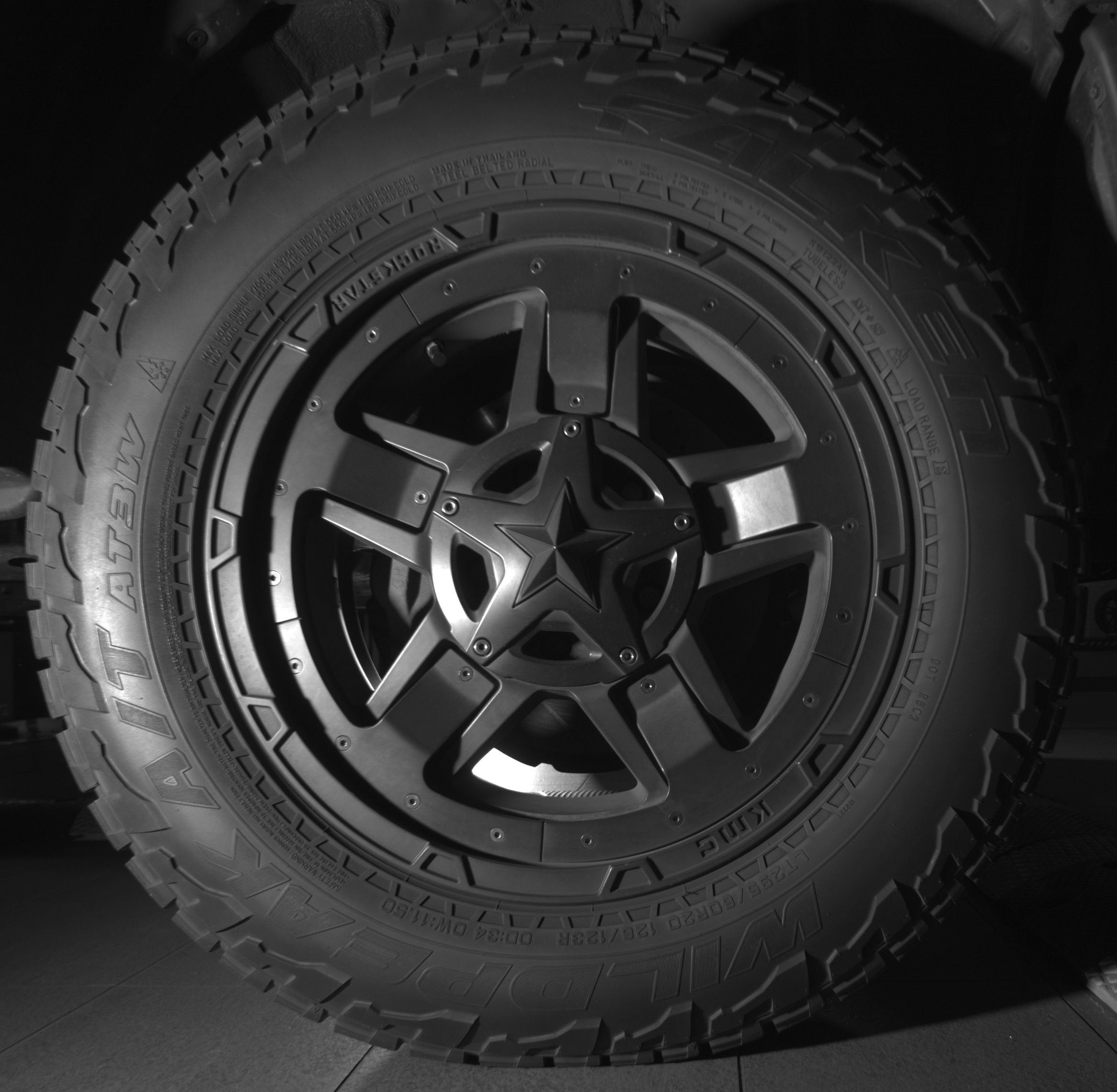 2017 Toyota Tundra 4WD SR5