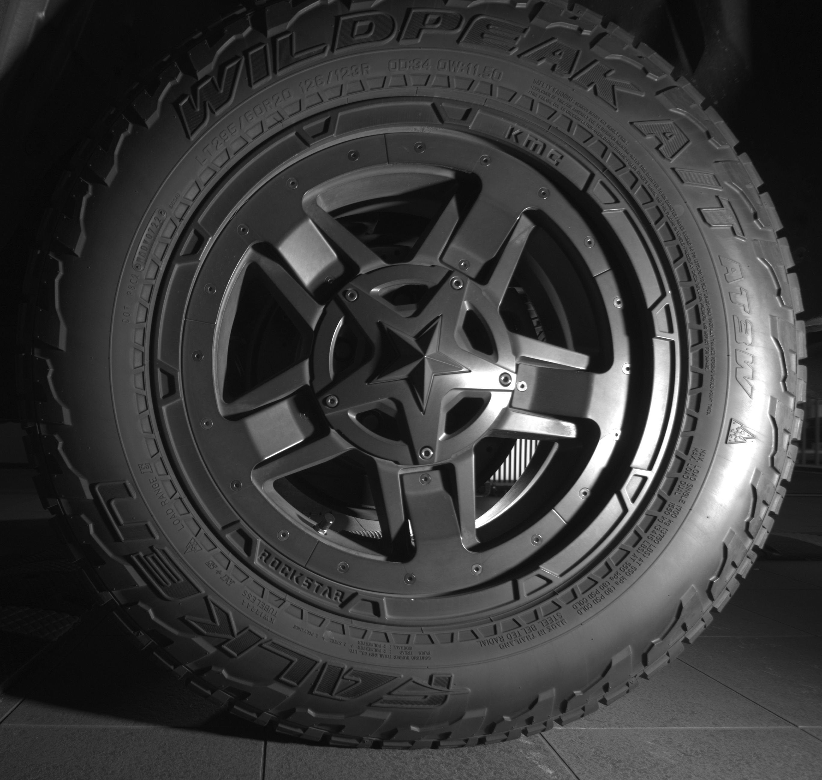 2017 Toyota Tundra 4WD SR5