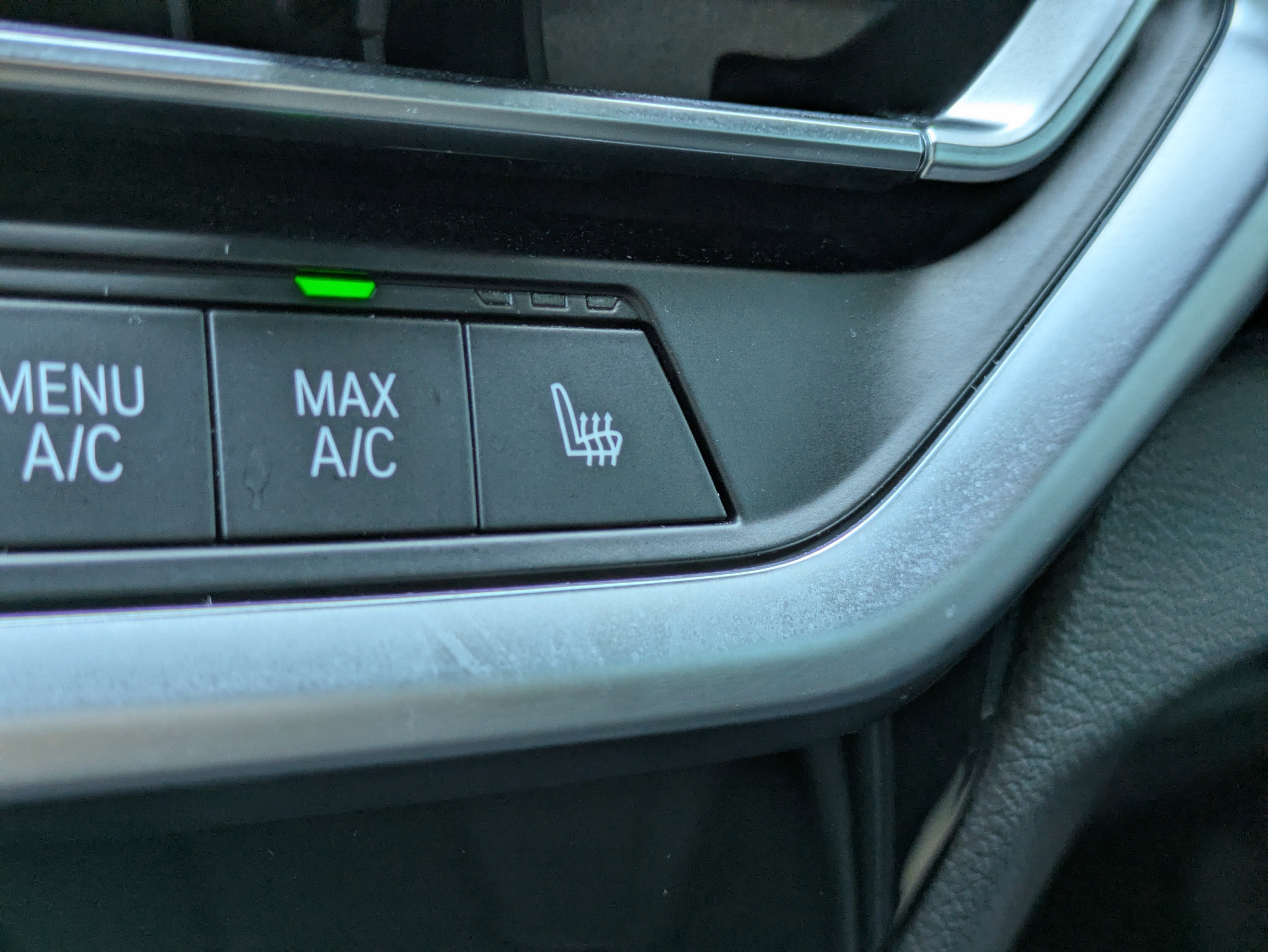 2024 BMW X4 xDrive30i