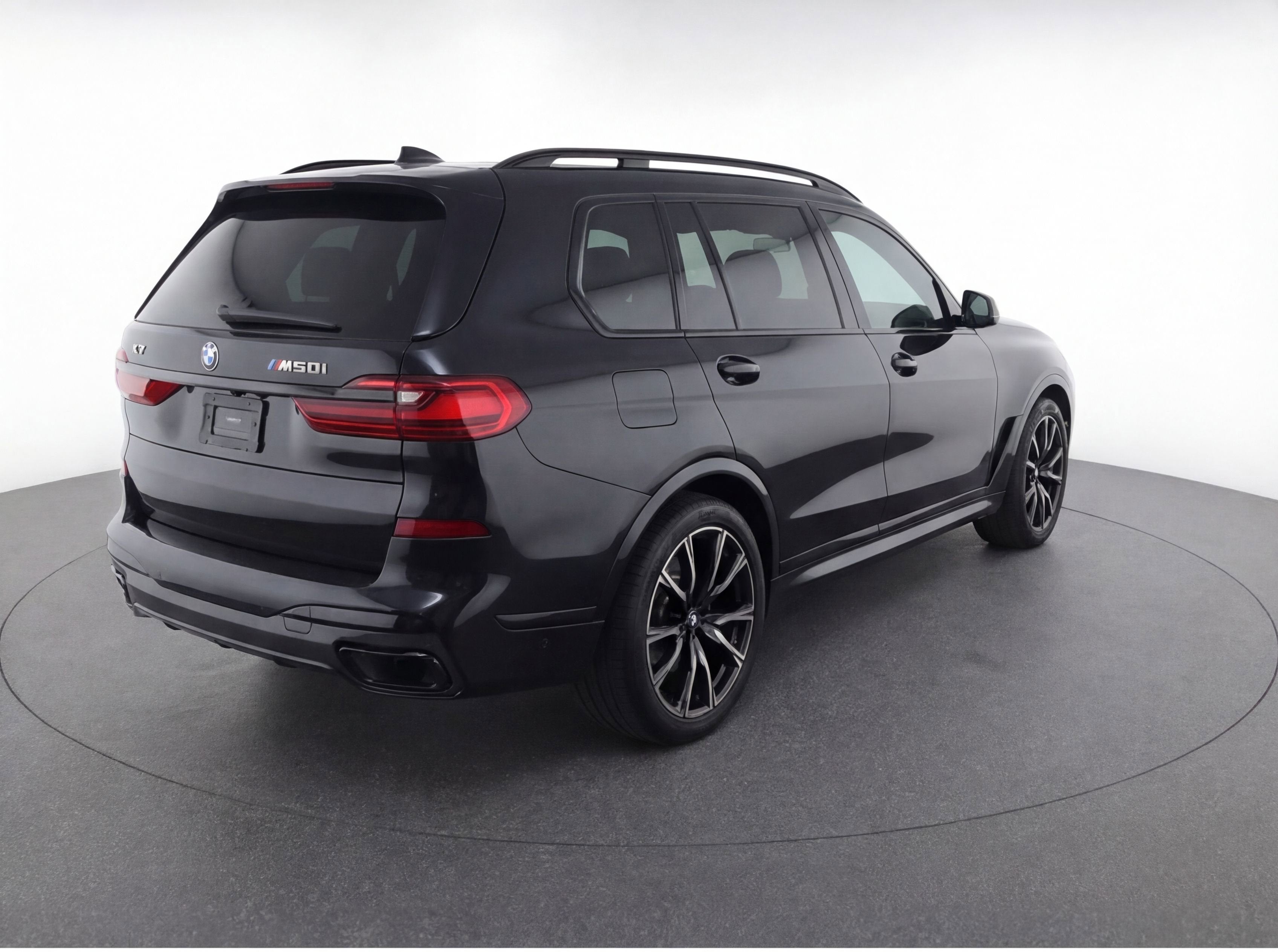 2022 BMW X7 M50i