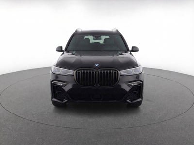 2022 BMW X7 M50i