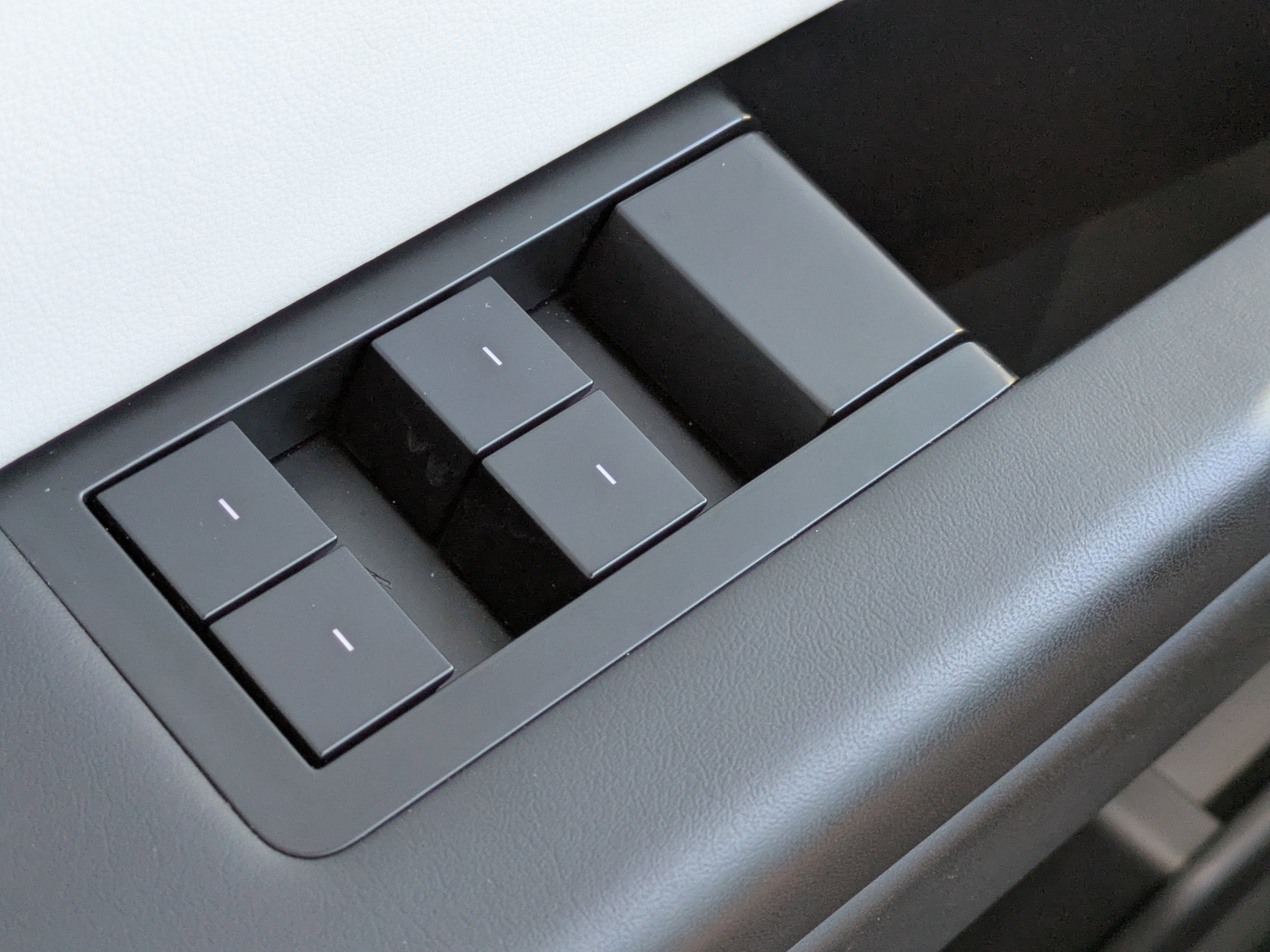 2024 Tesla Cybertruck 4DR AWD