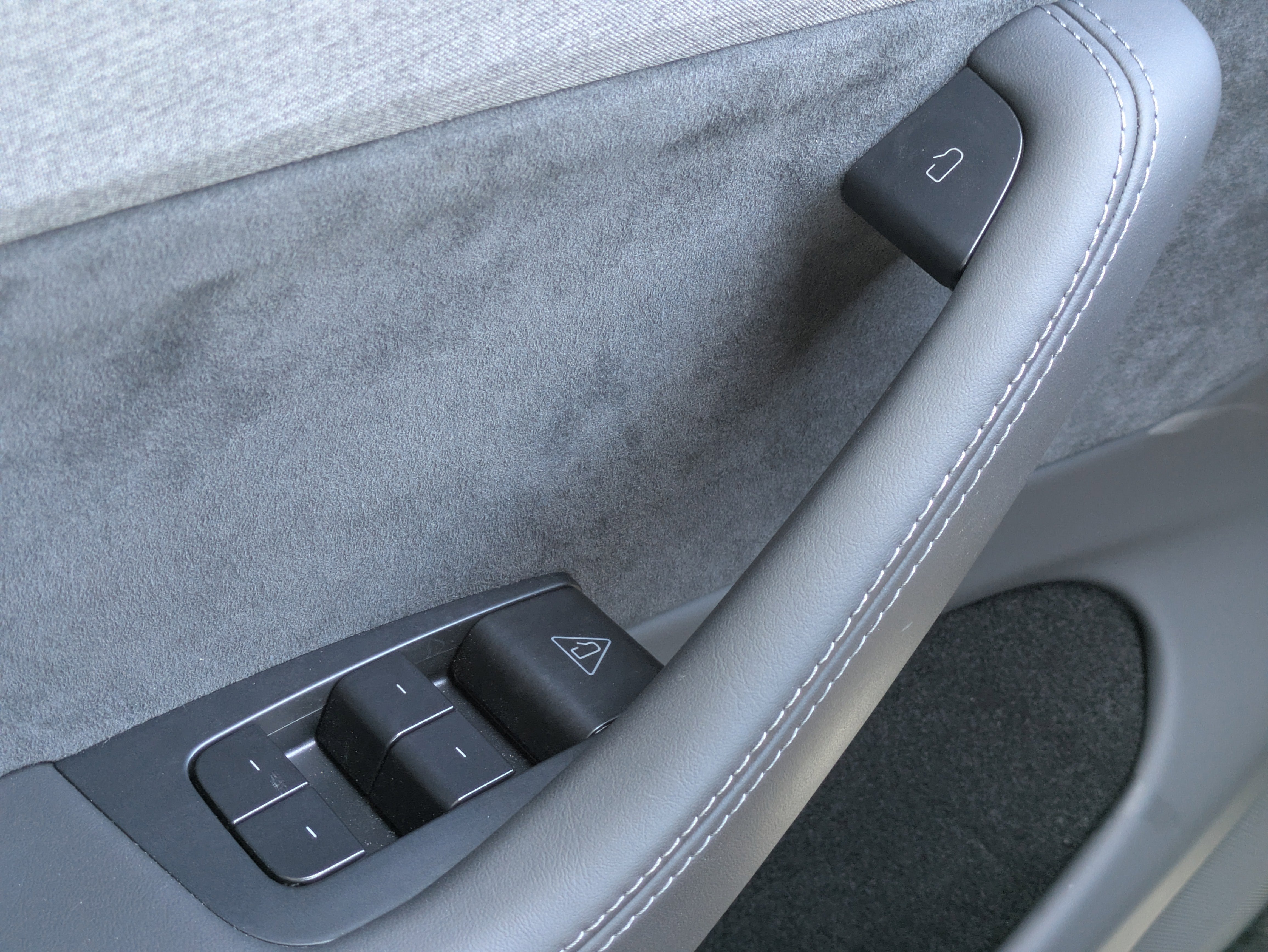 2026 Tesla Model Y Premium