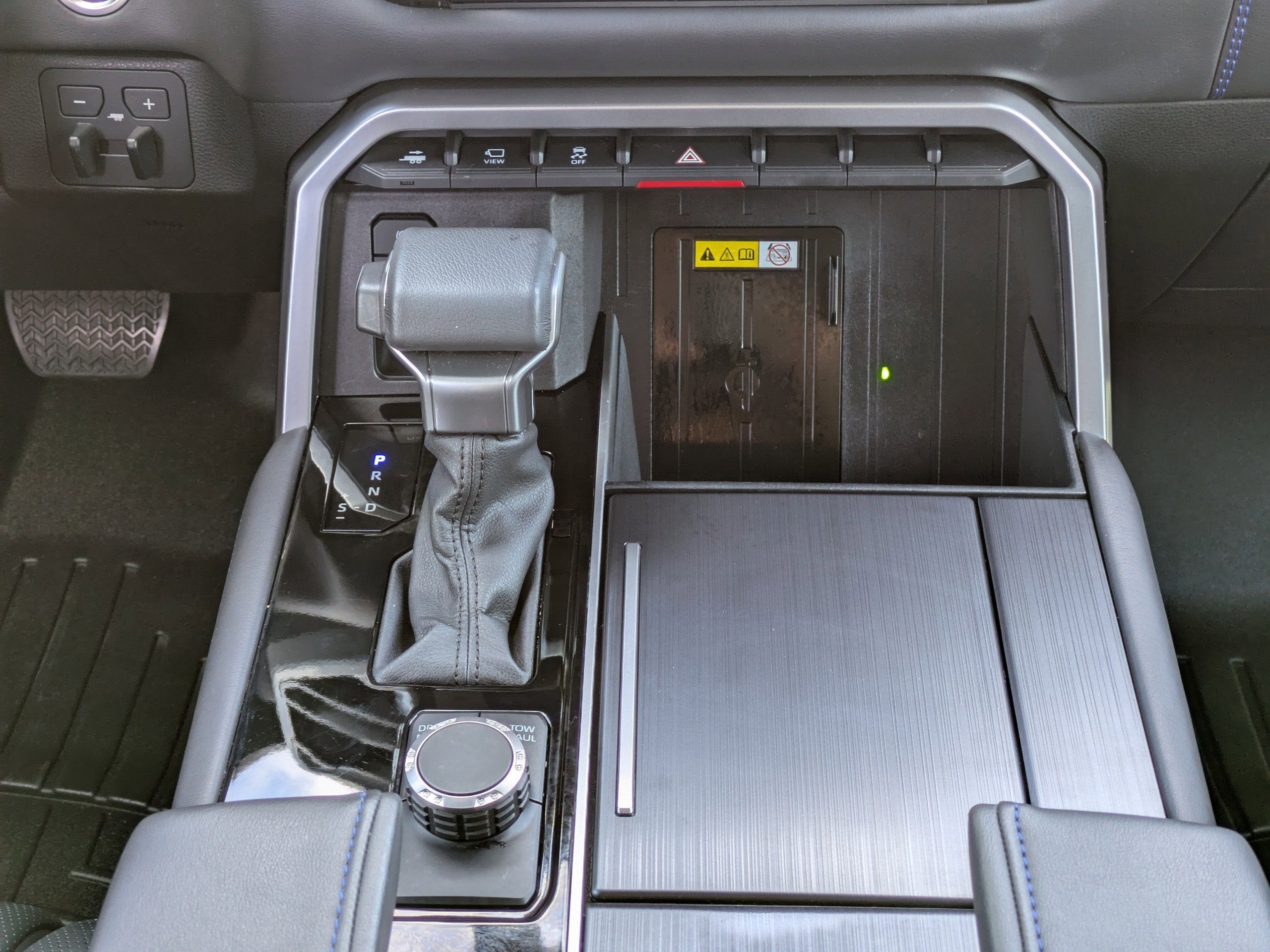 2023 Toyota Sequoia Platinum Hybrid