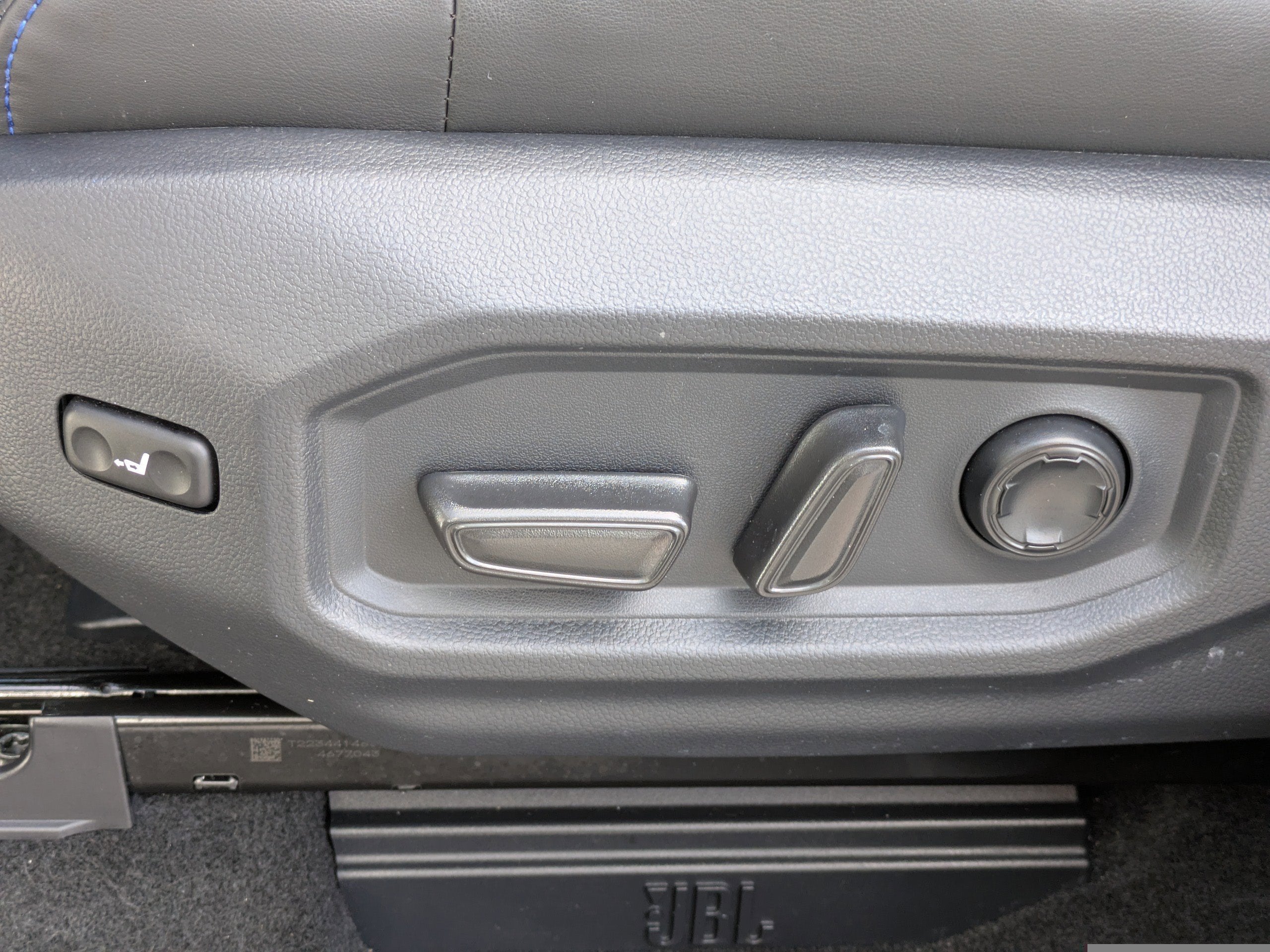 2023 Toyota Sequoia Platinum Hybrid