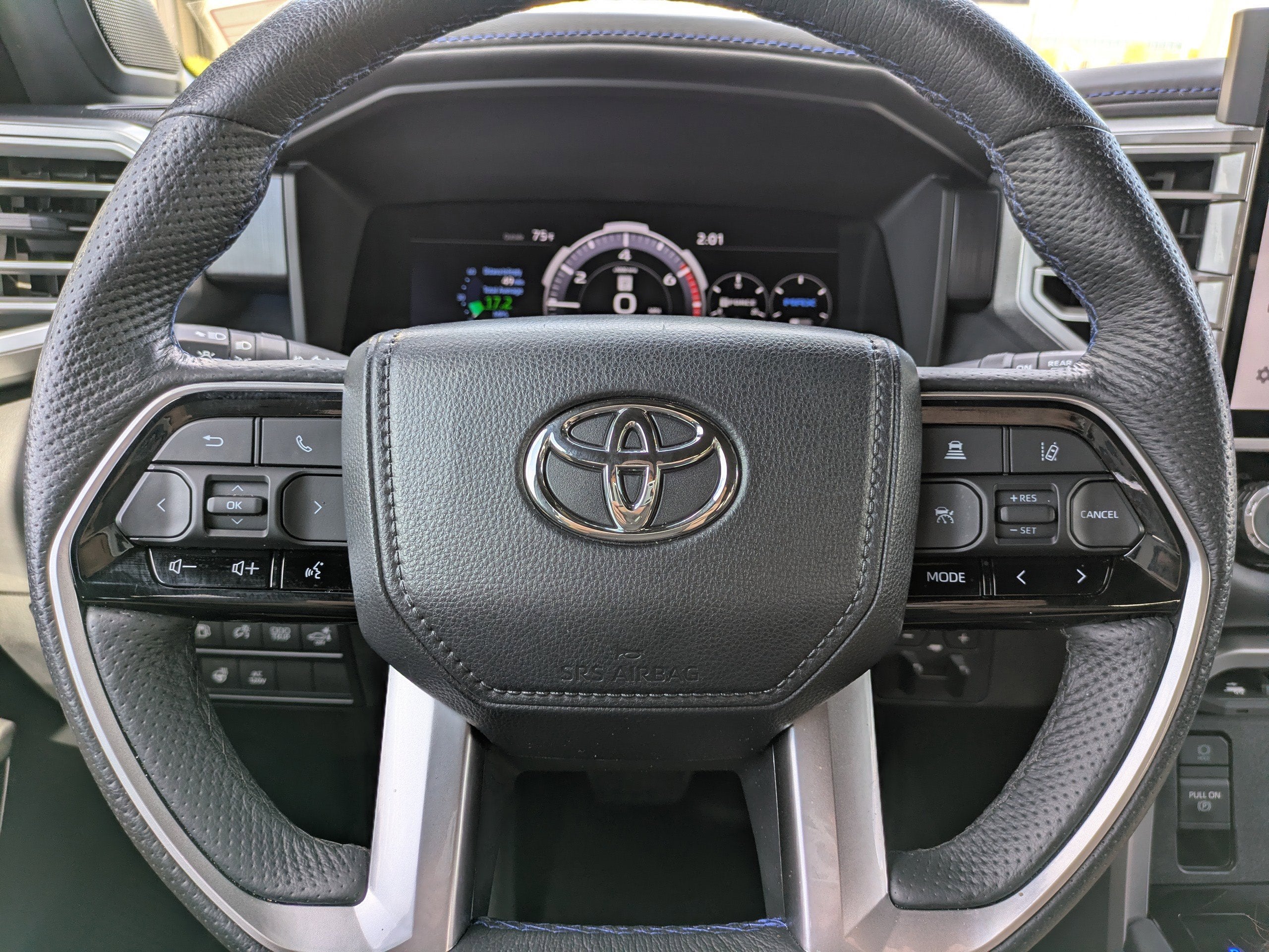 2023 Toyota Sequoia Platinum Hybrid