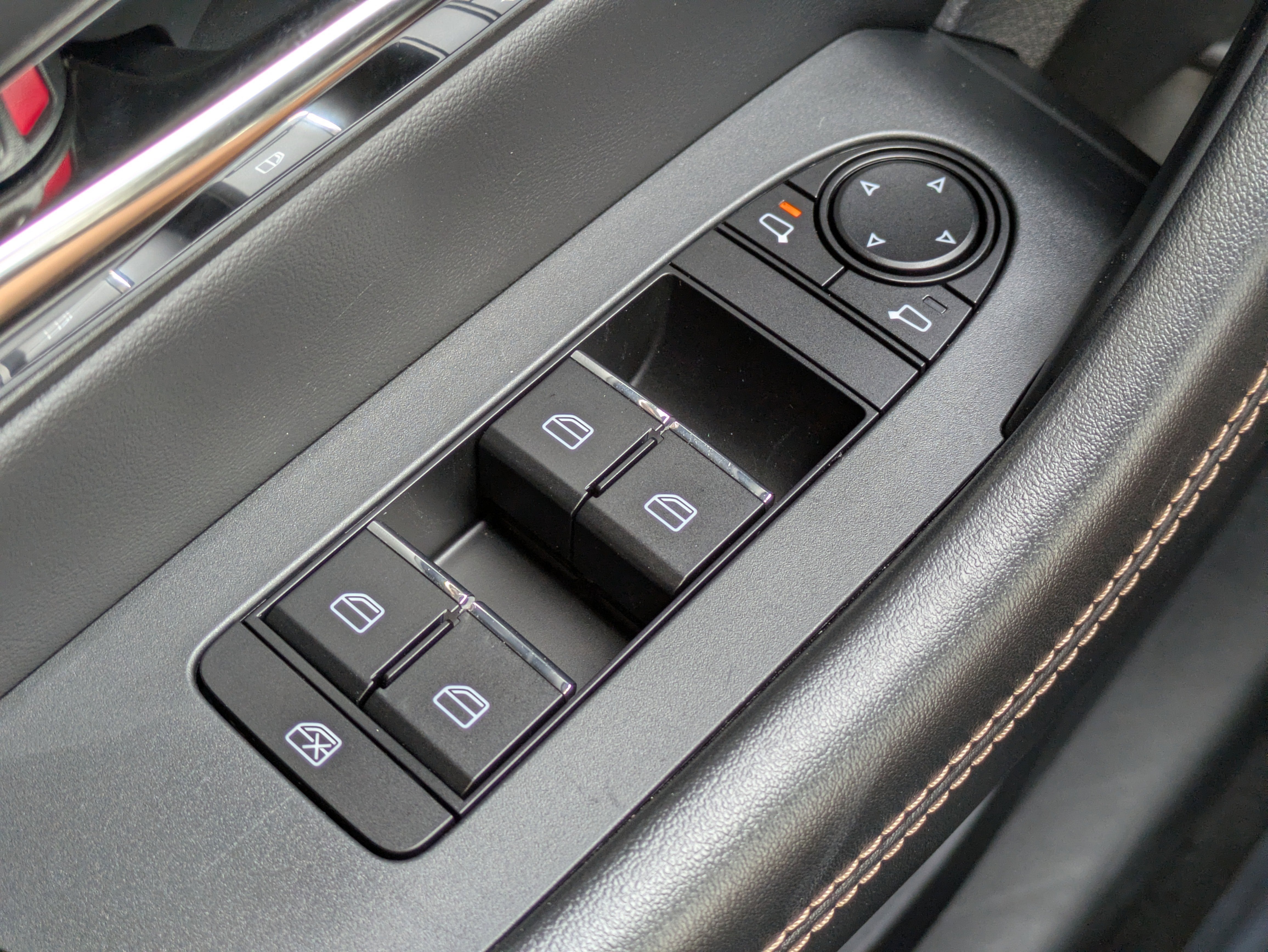 2025 Mazda Mazda CX-90 Preferred Package