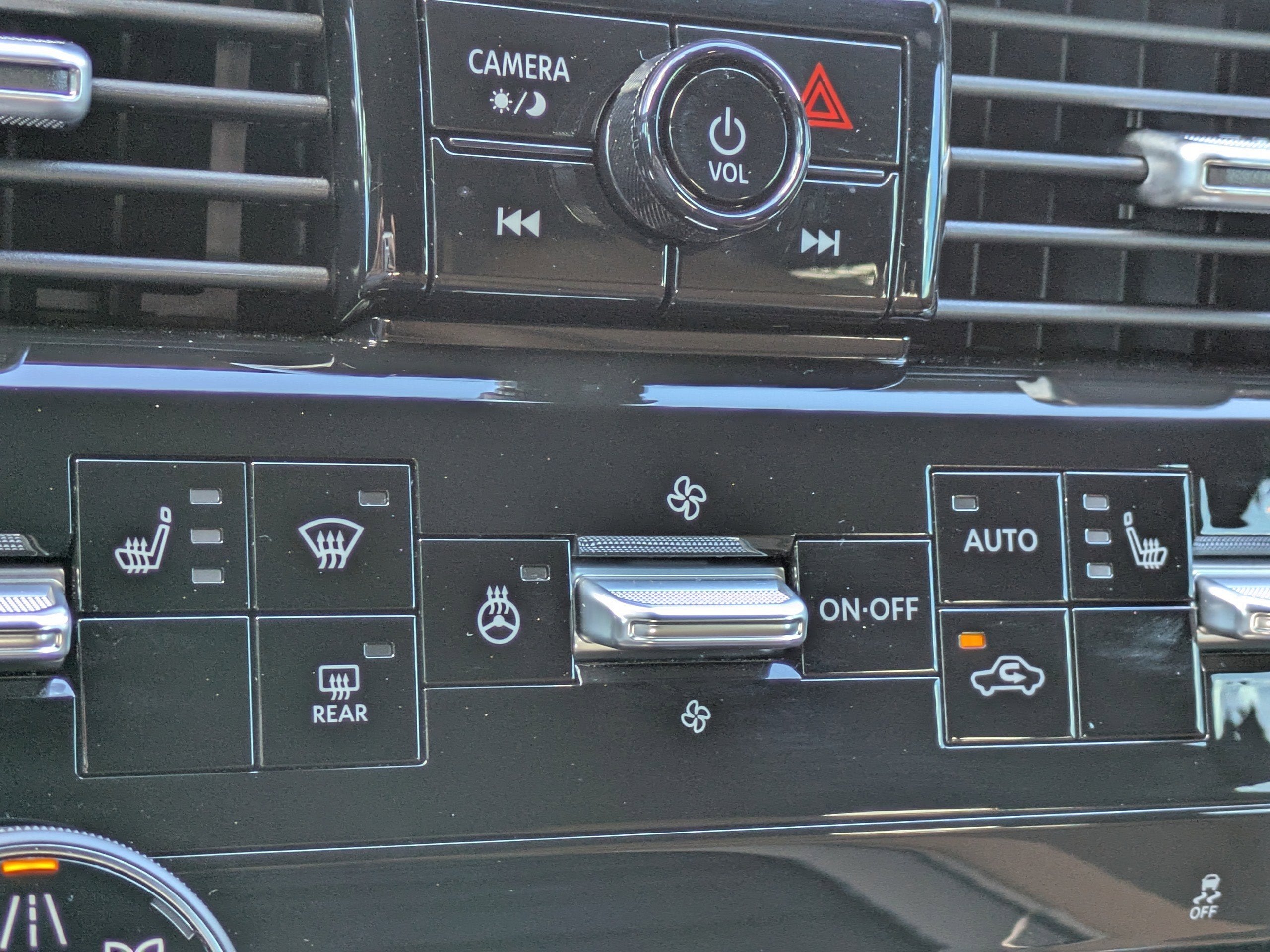 2025 Nissan Armada SL