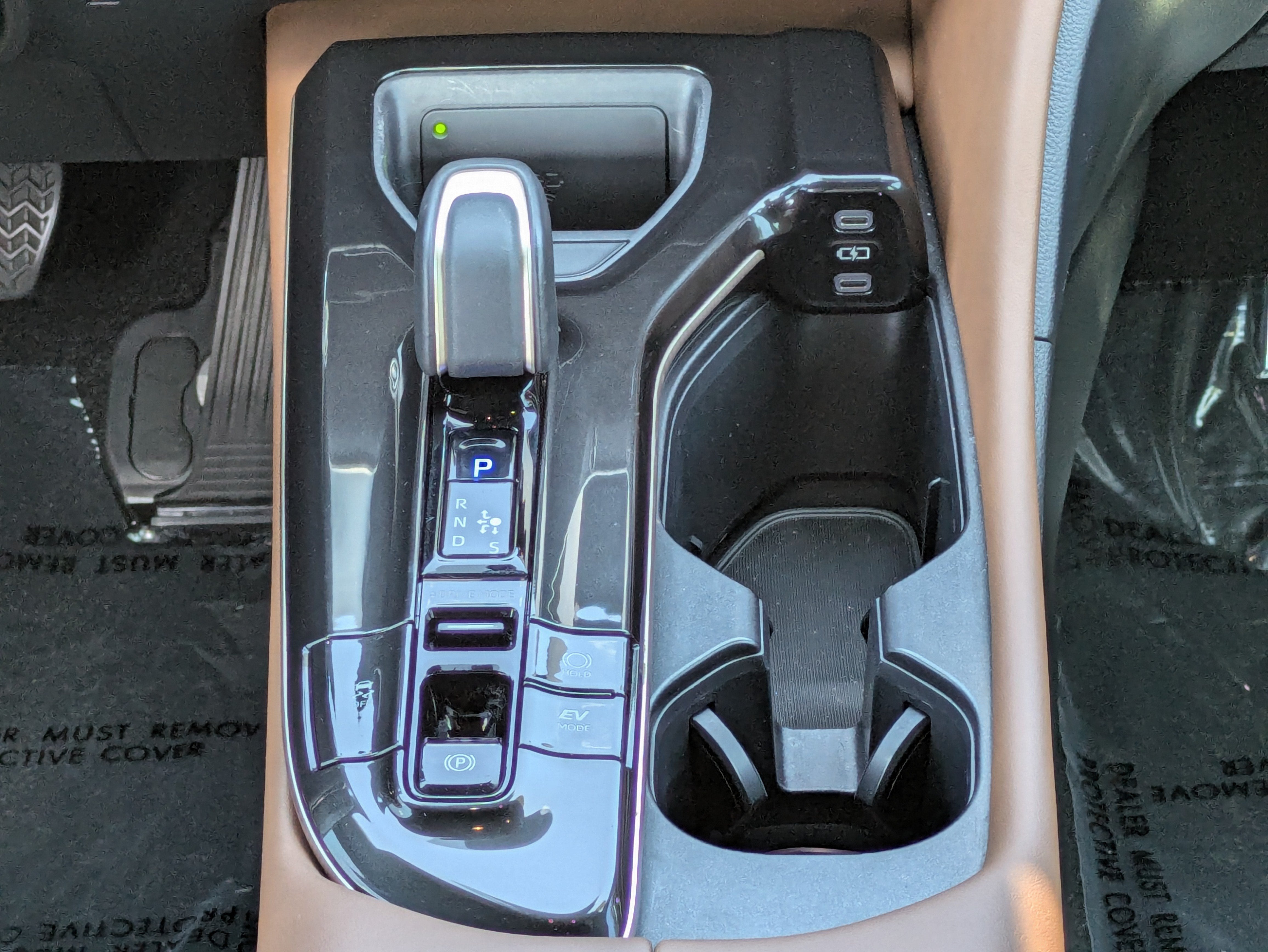 2025 Toyota Crown Signia XLE