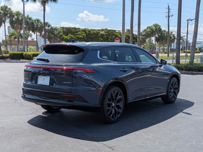 2025 Toyota Crown Signia XLE