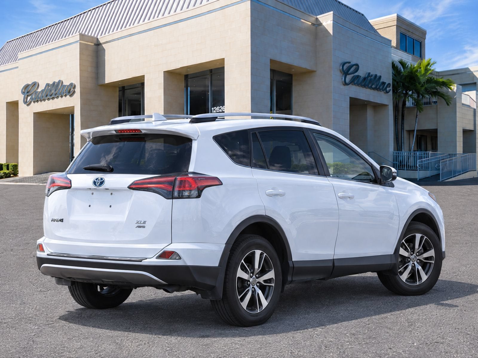 2018 Toyota RAV4 XLE