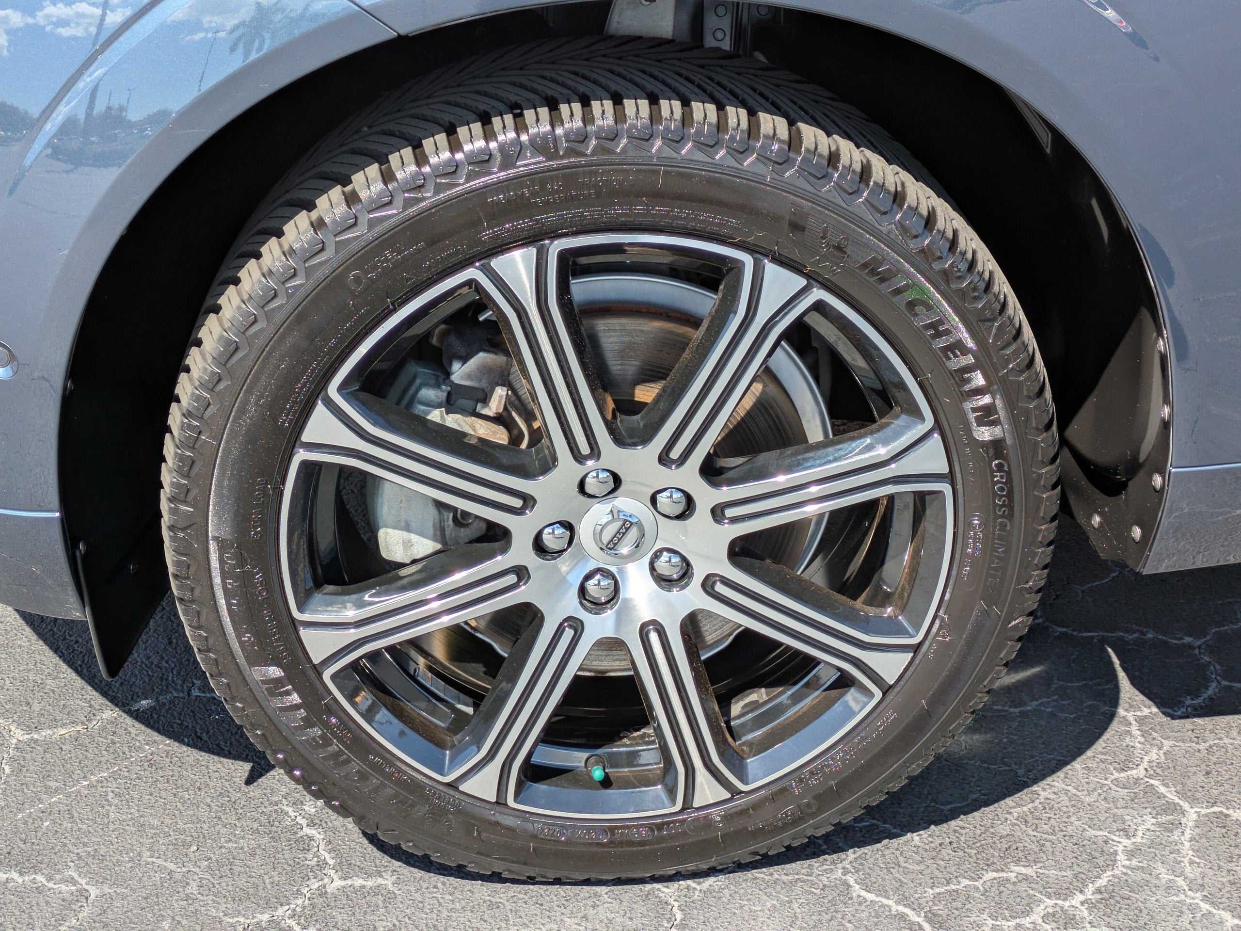 2019 Volvo XC60 Inscription