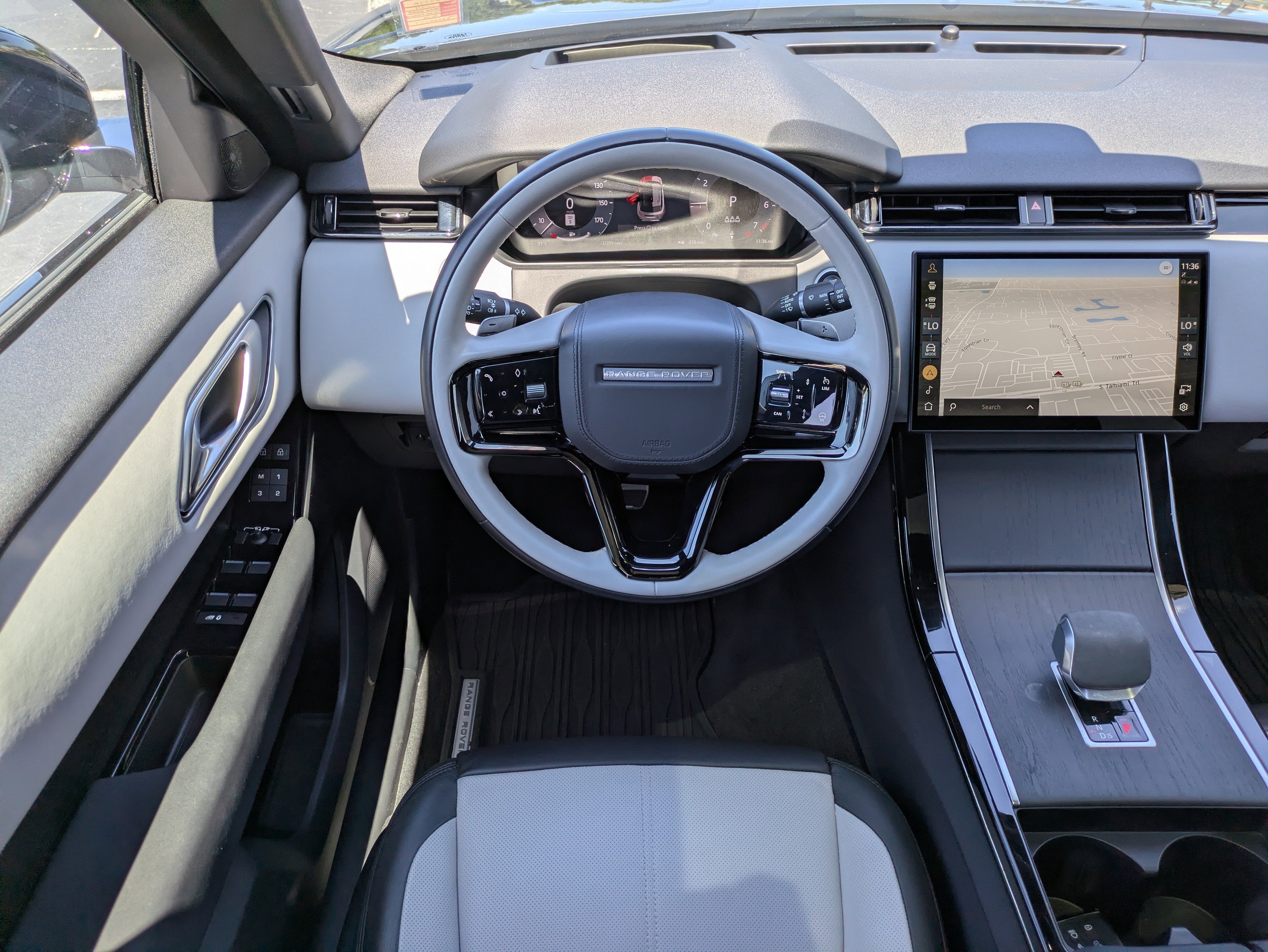 2024 Land Rover Range Rover Velar Dynamic SE