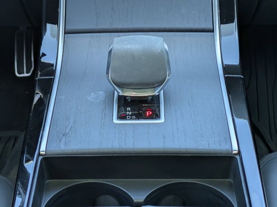 2024 Land Rover Range Rover Velar Dynamic SE