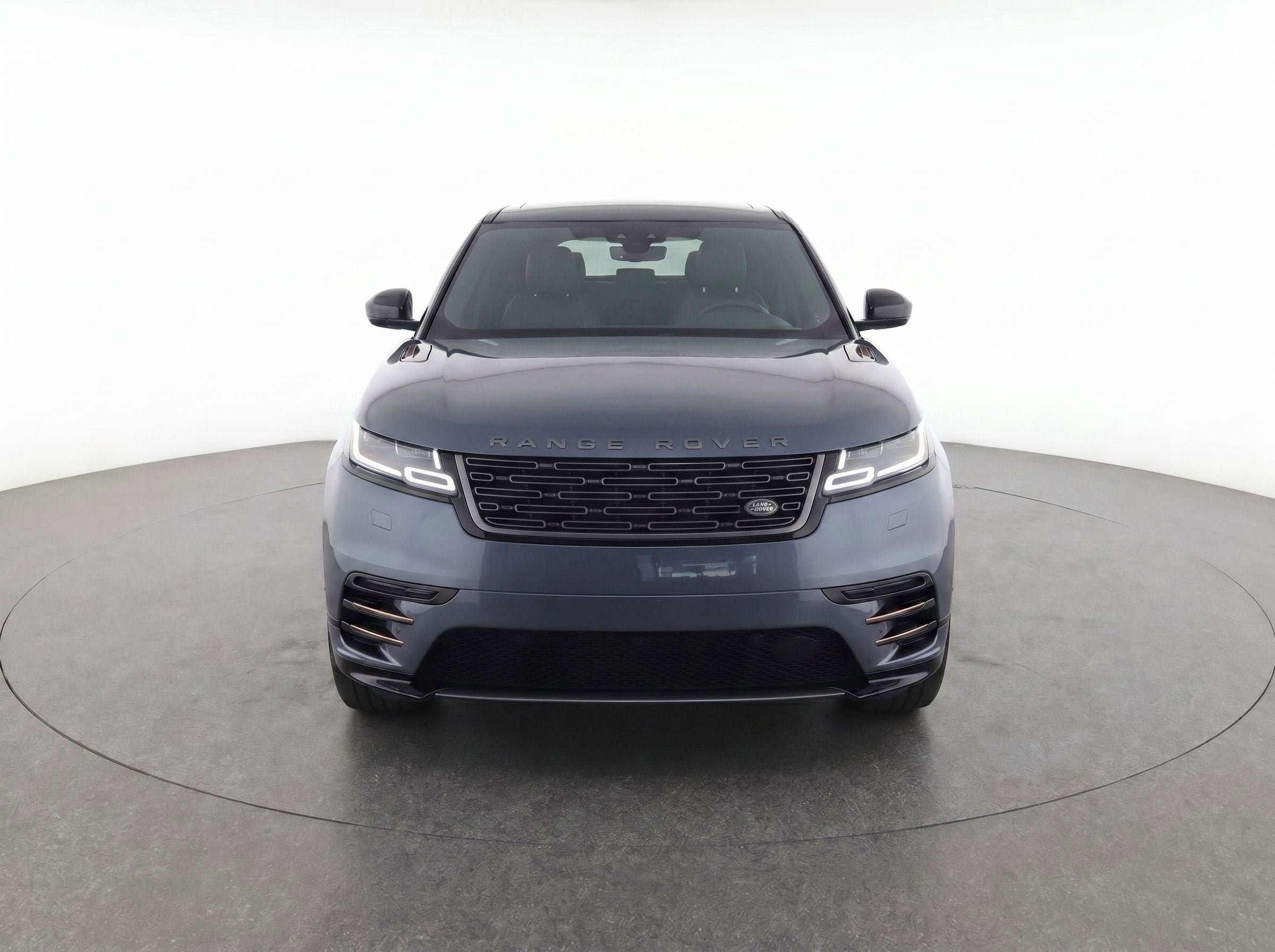 2024 Land Rover Range Rover Velar Dynamic SE
