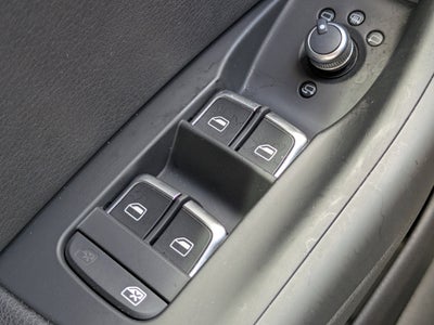 2015 Audi Q3 2.0T Prestige