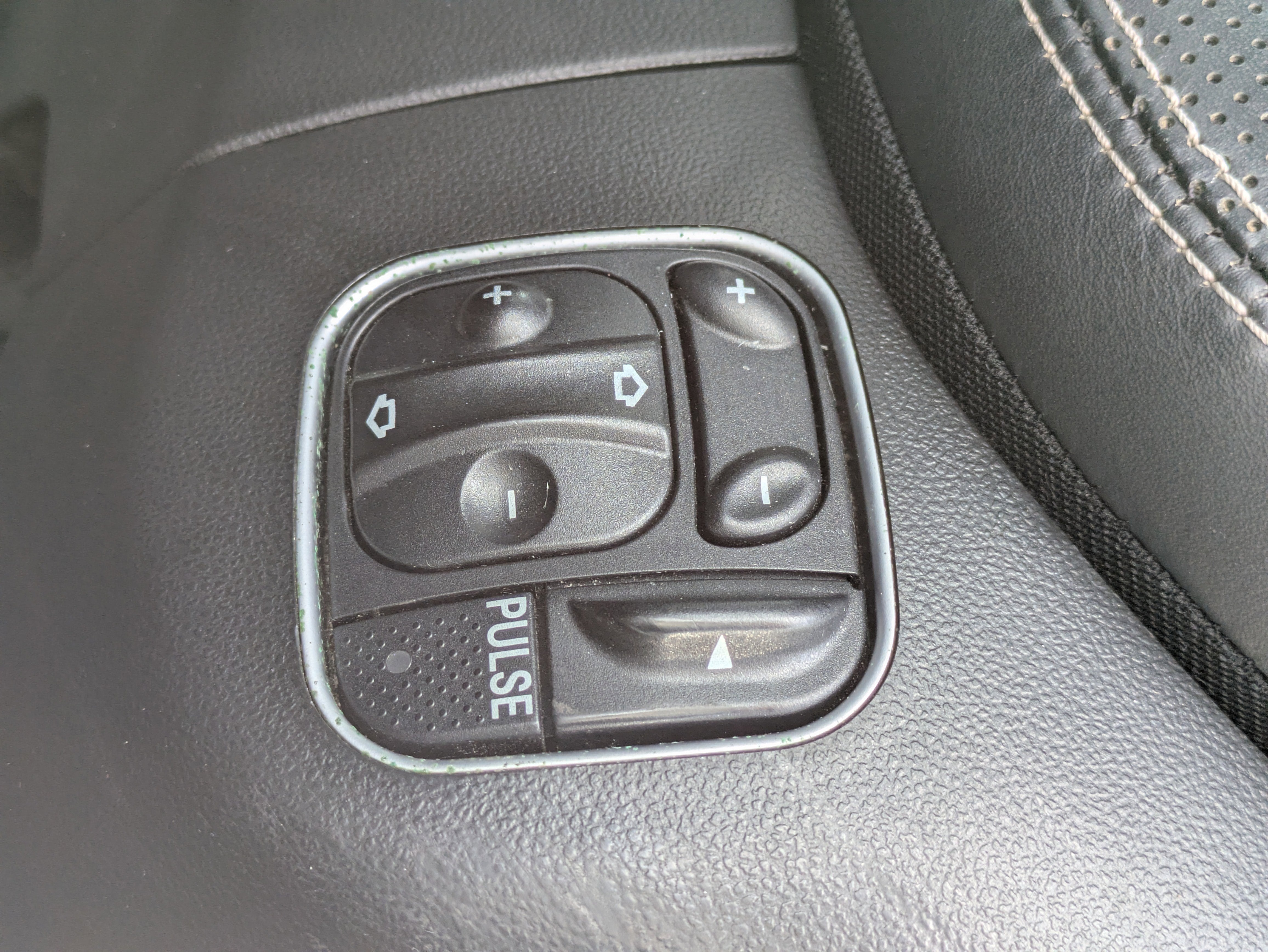 2012 Mercedes-Benz SL-Class SL 550