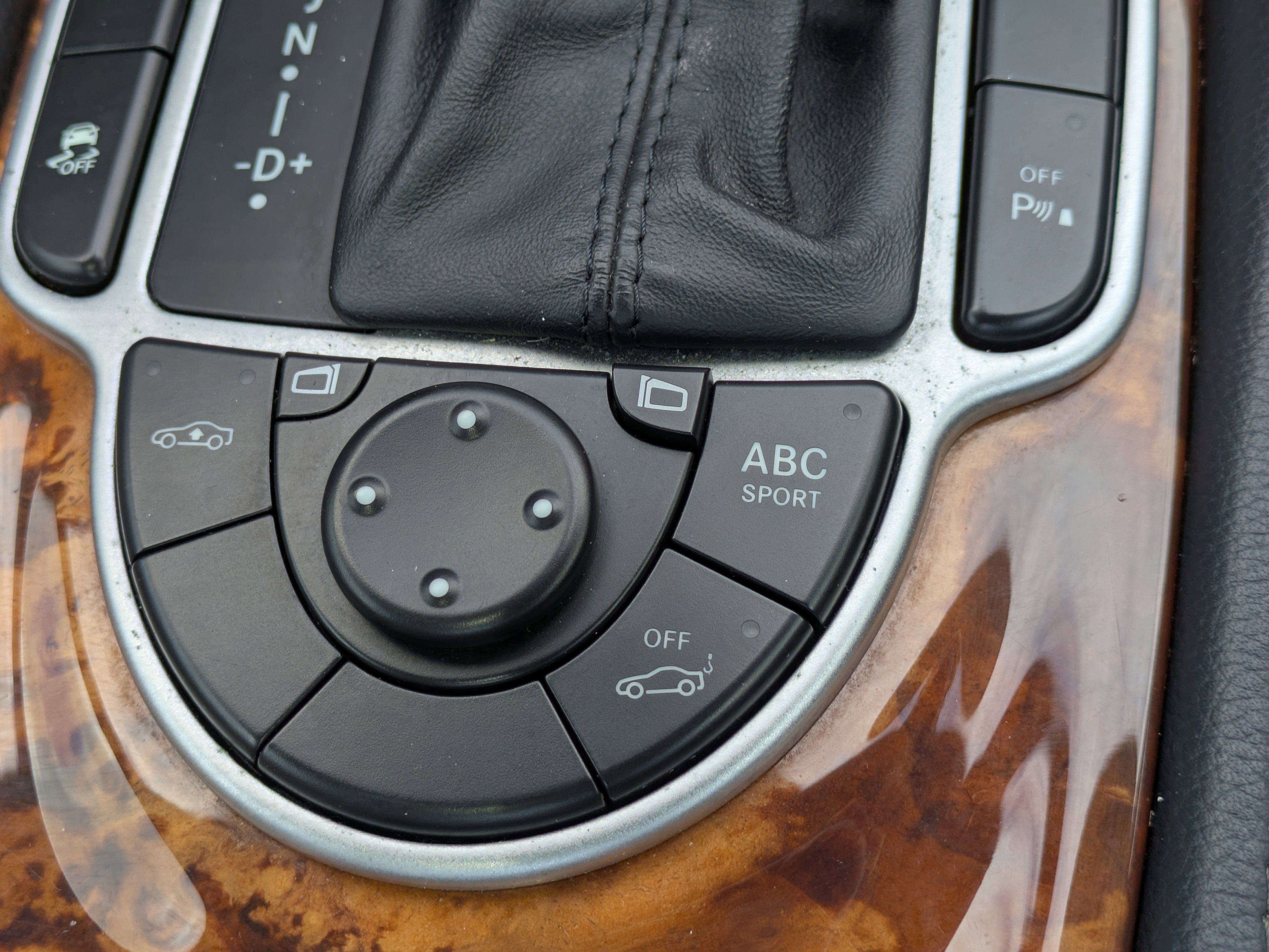 2012 Mercedes-Benz SL-Class SL 550